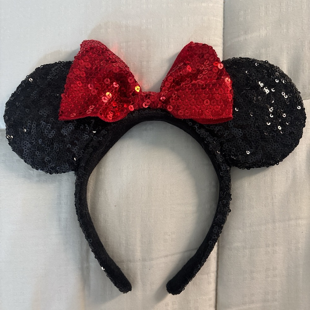 Sequin Minnie Ears Headband with Red Bow